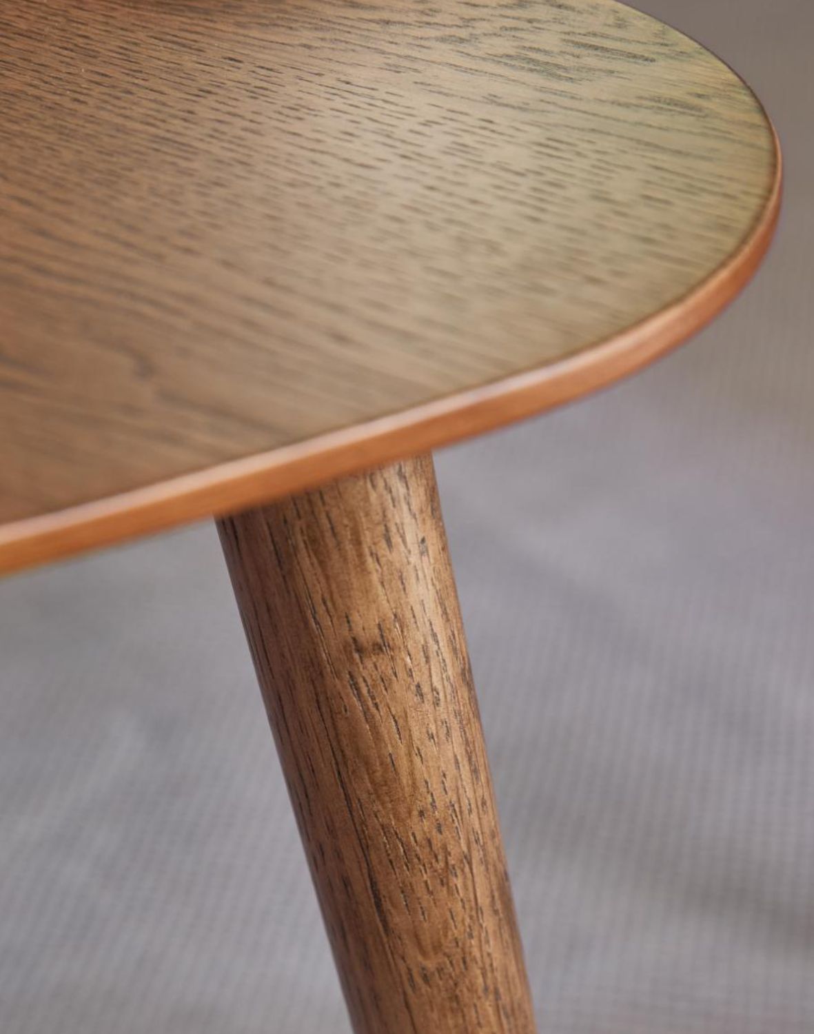 podwójny, trójkątny stolik kawowy adda (48592930), ciemny dąb