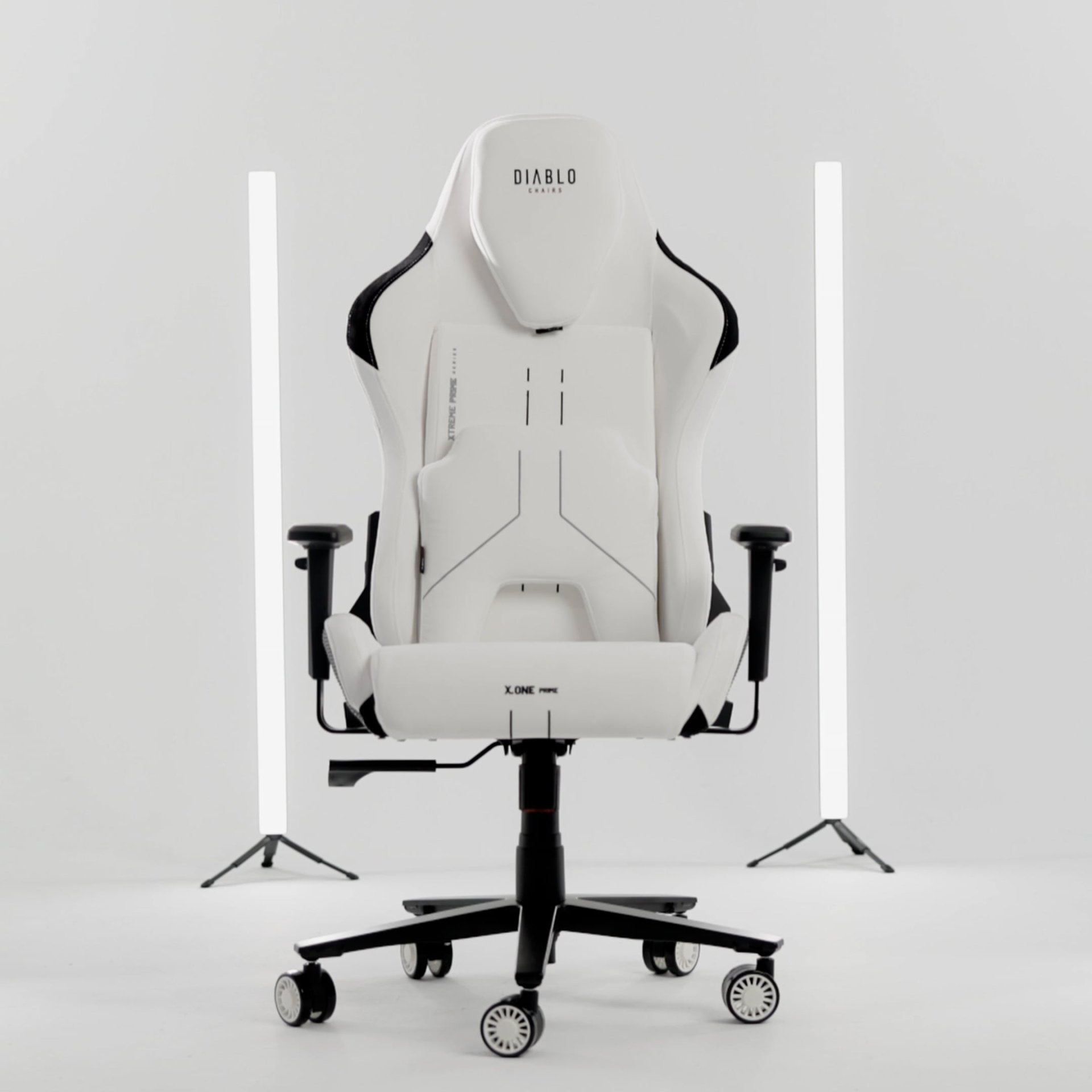 Fotel gamingowy szary z chłodzącym siedziskiem, Normal Size: Diablo X-One Prime Nightwolf Moon 5