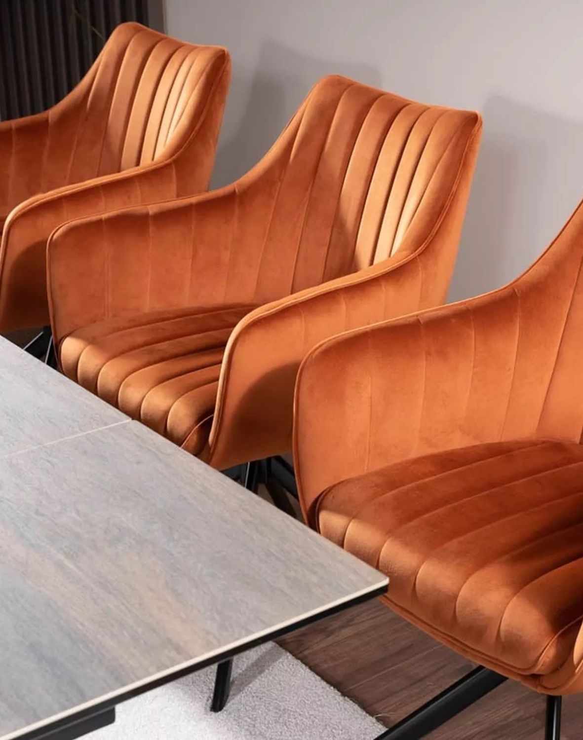 krzeslo azalia velvet cynamonowe