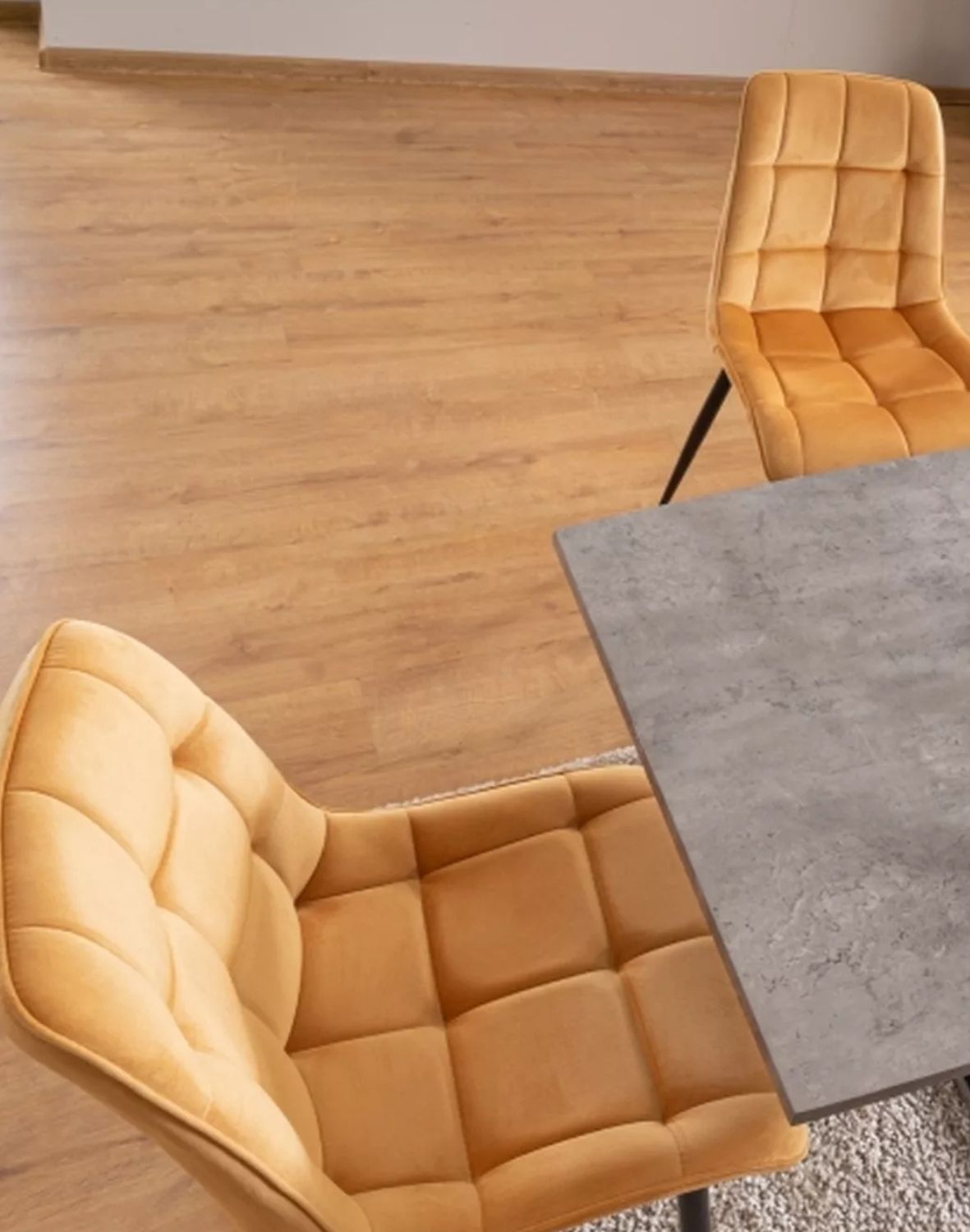 krzeslo  chic velvet curry czarny