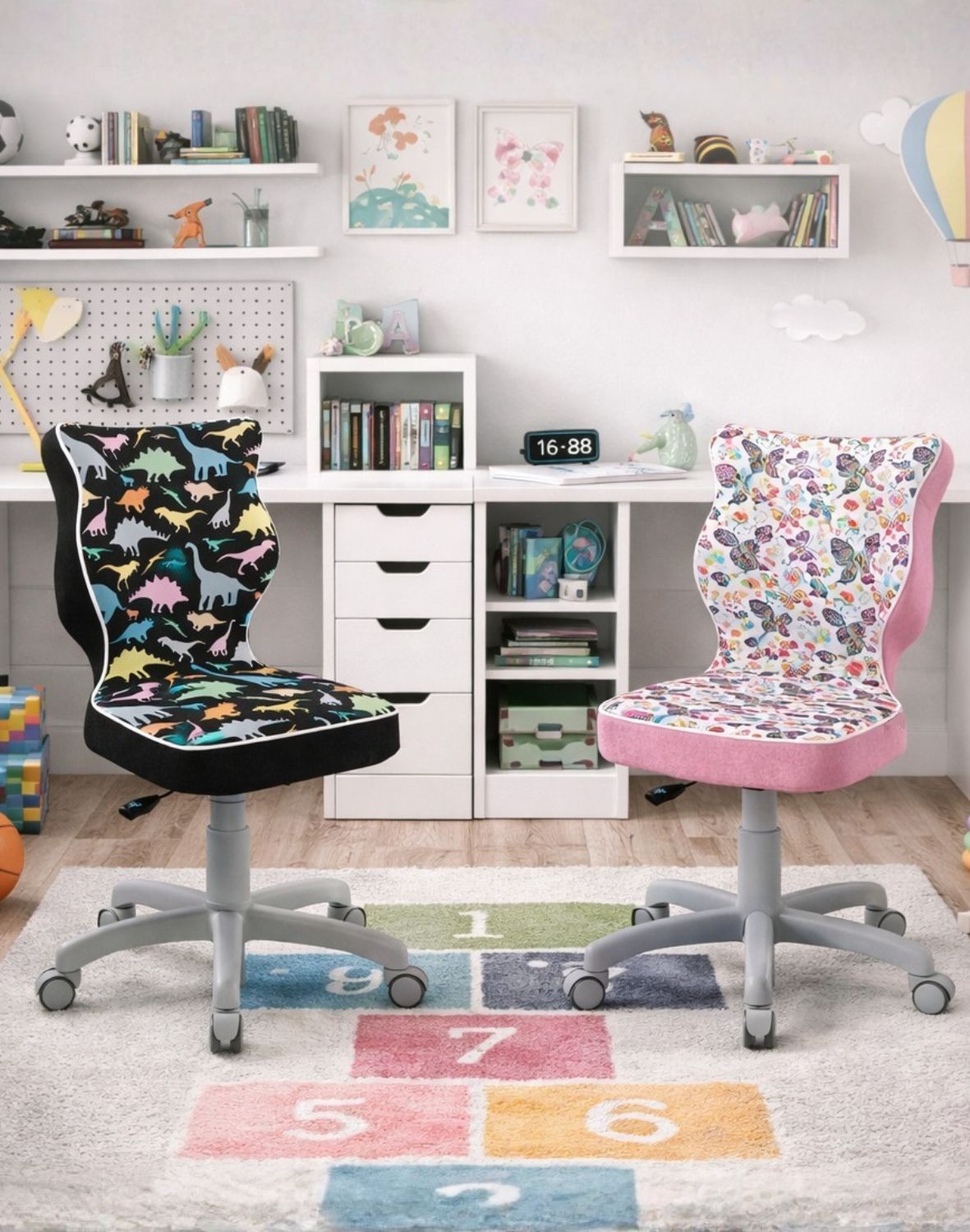 petit-119-142-storia-szara-podstawa