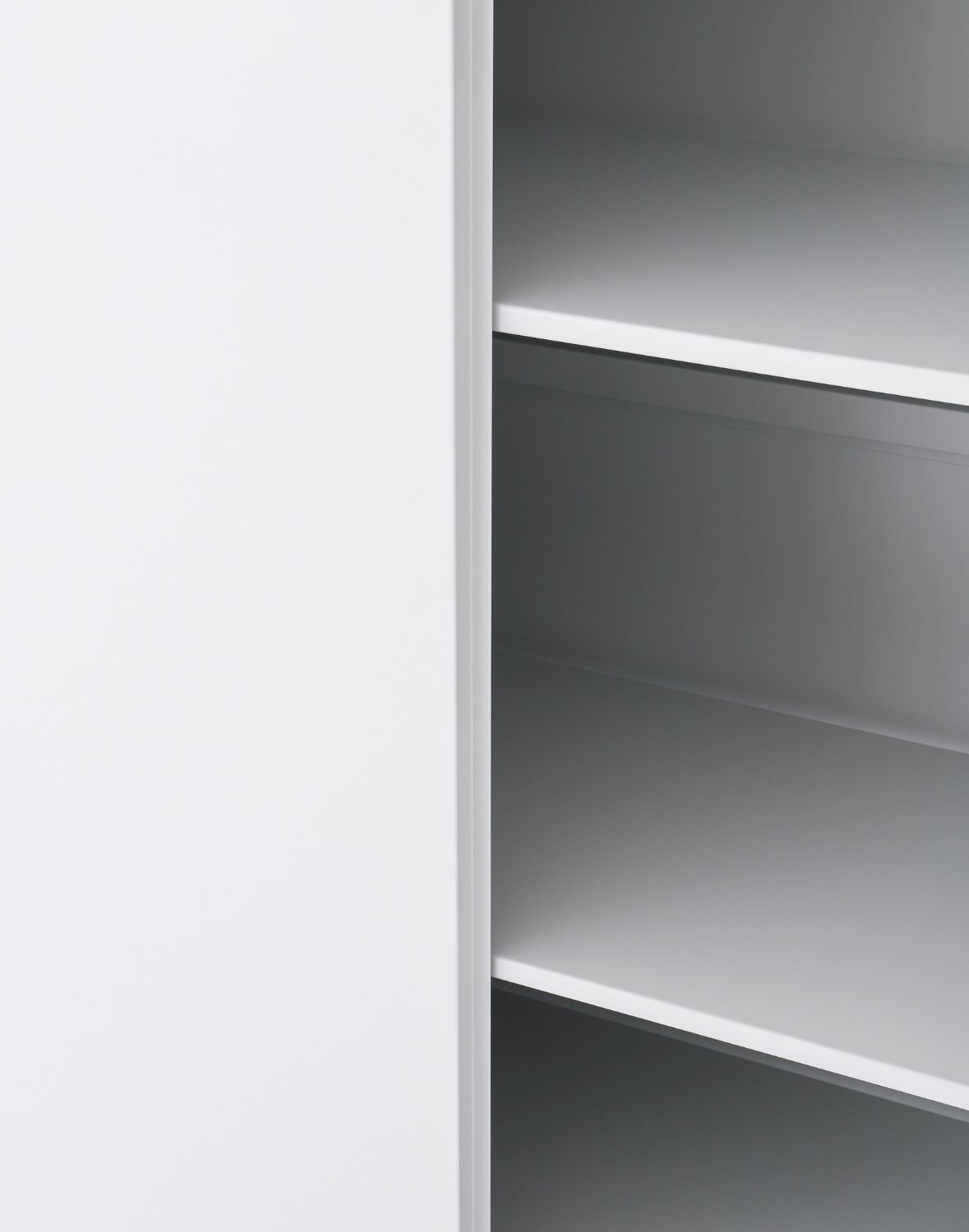 metalowa-szafa-na-zamek-do-biura-essen-grey