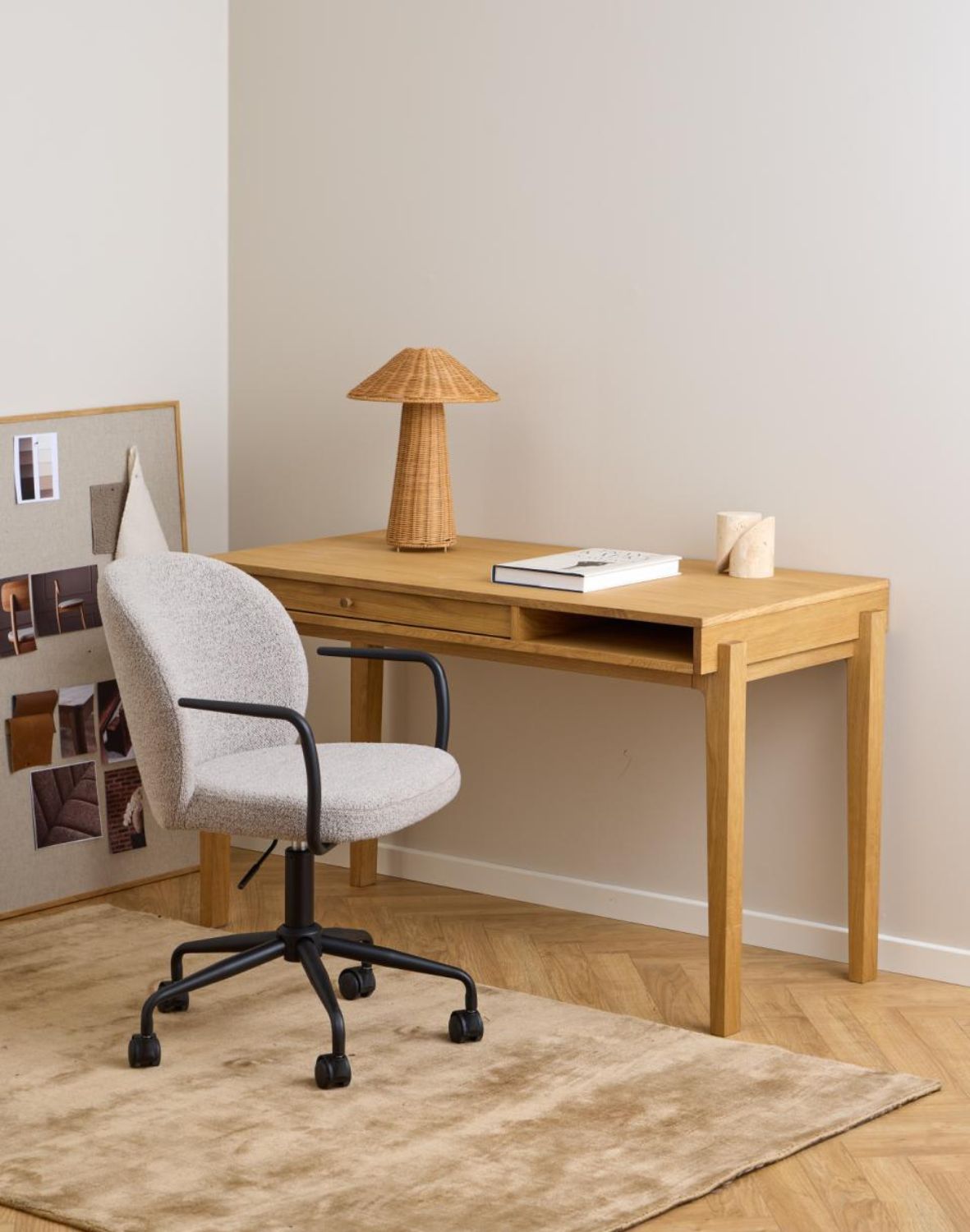 krzesło biurowe patricia, beżowe, obrotowe, regulowane (02723)